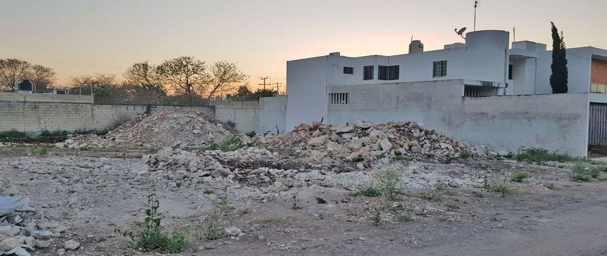 Terreno Habitacional en 44c 528 Nuevo Yucatán Y Propiedades