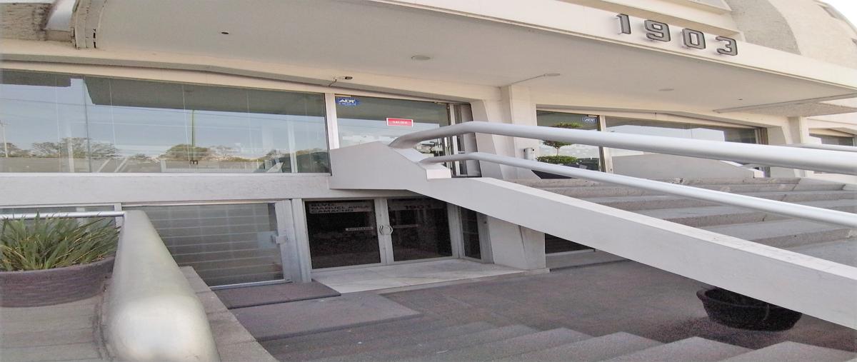 Local en Blvd Manuel Ávila Camacho Ciud... 1903,