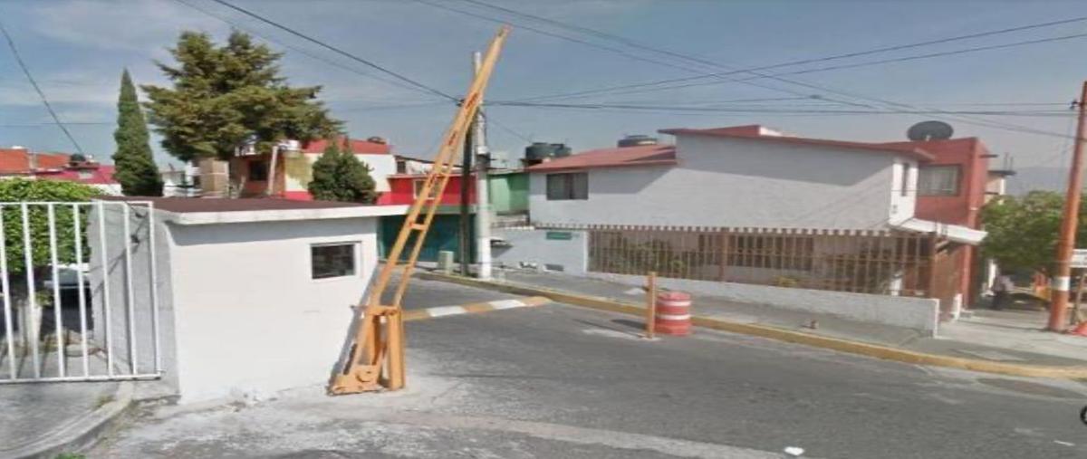 Casa en Alemania, Cumbres del Valle, México en Ve... 