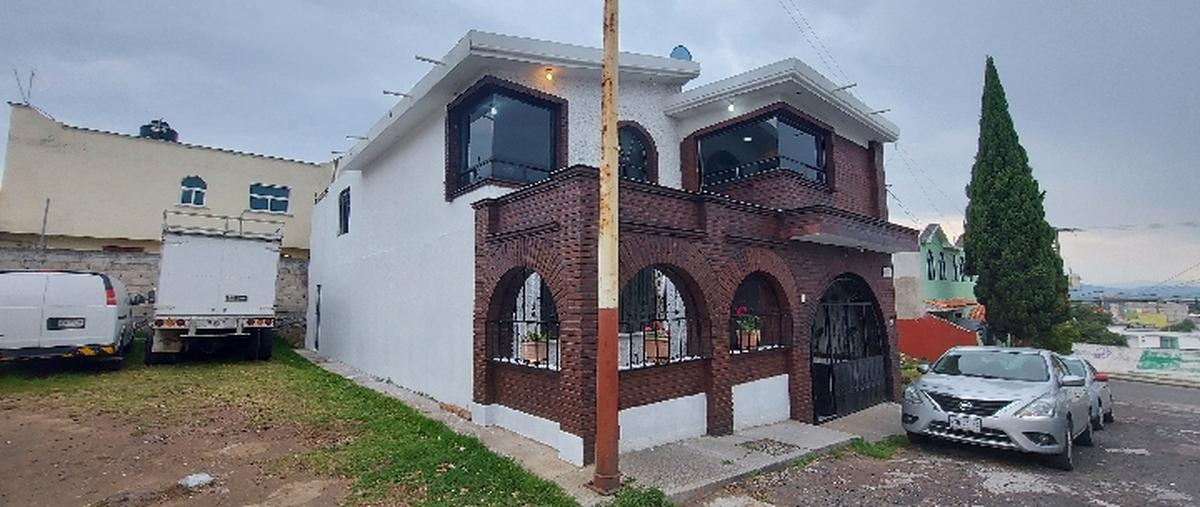 Casa en Alfredo Del Mazo Pnte., La Garita, México...