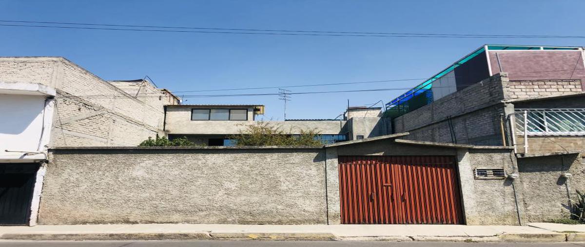 Casa en Ave Francisco Villa, Avándaro, México en ... 