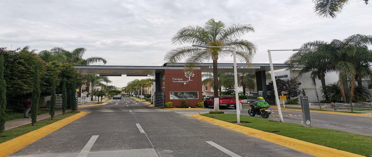 Casa en Av. Guadalupe, Plaza Guadalupe, Jalisco e... 