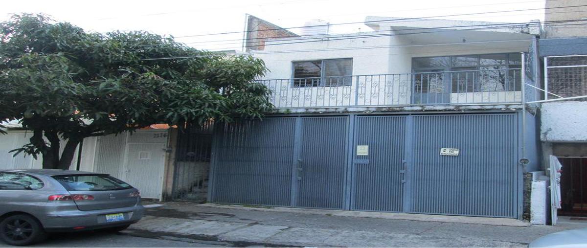 Casa en Av. Isla Pantenaria 2176, Jardines de La ... 