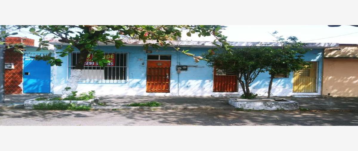 Casa en Av. J B Lobos y Alcocer, Veracruz Centro,... 