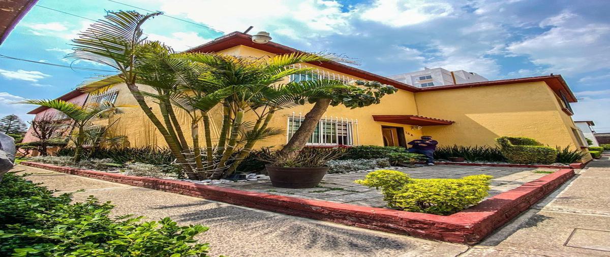 Casa en Av. Las Colonias, Jardines de Atizapán, M...