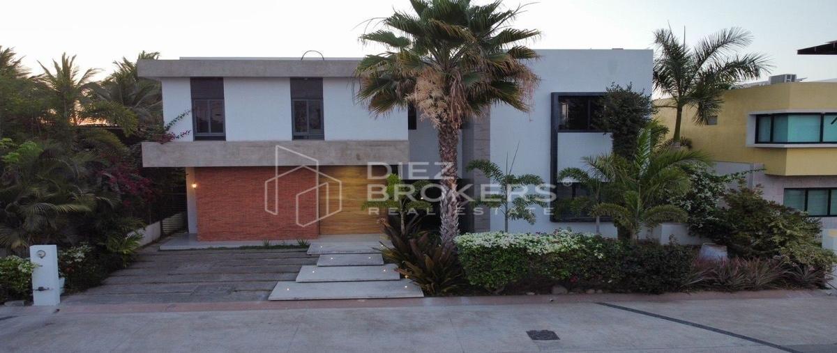 Casa en Av. Mexico, Jacarandas, Nayarit en Venta