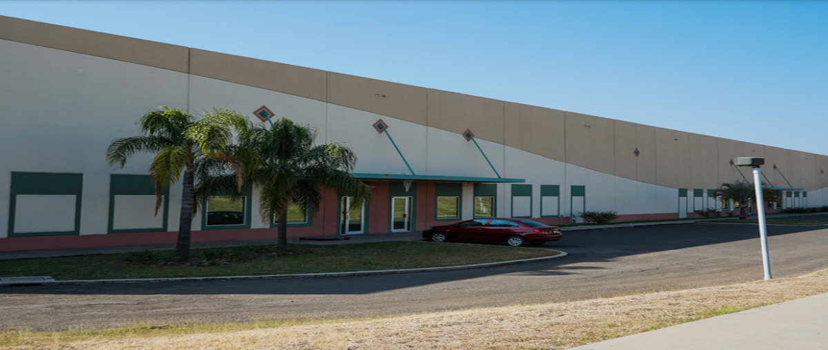 Nave industrial en AV. PASEOS DE LAS COLINAS, Par...