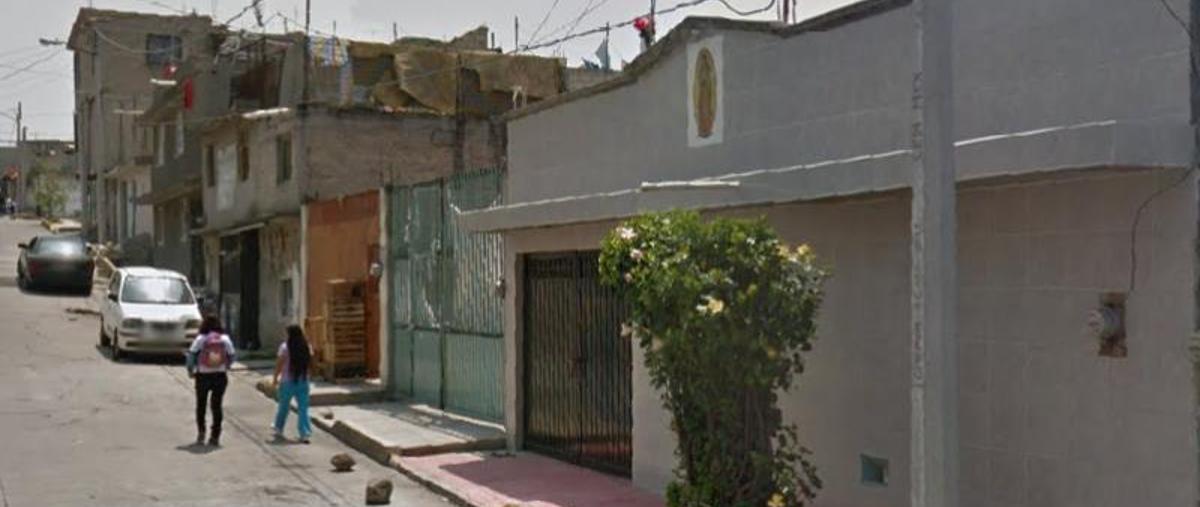 Casa en AZUCENA 5, Prados de Ixtacala II, México ... 