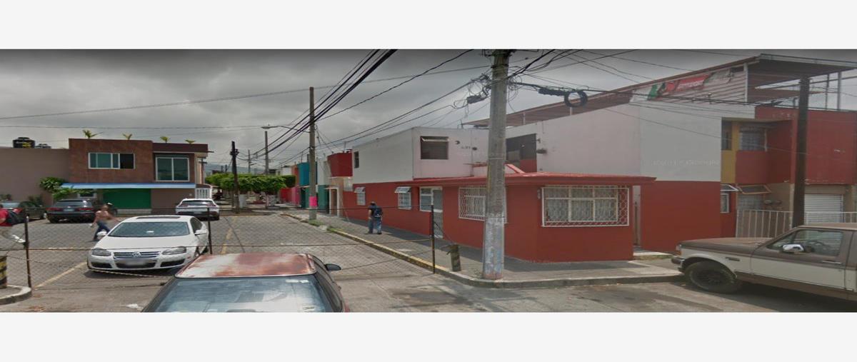 Casa en BATALLON DE MATAMOROS, Patria INFONAVIT, ... 