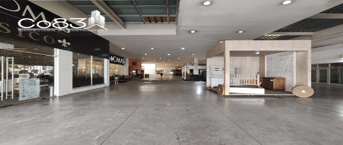 Local en Blvd. Manuel Ávila Camacho, Lomas de San...