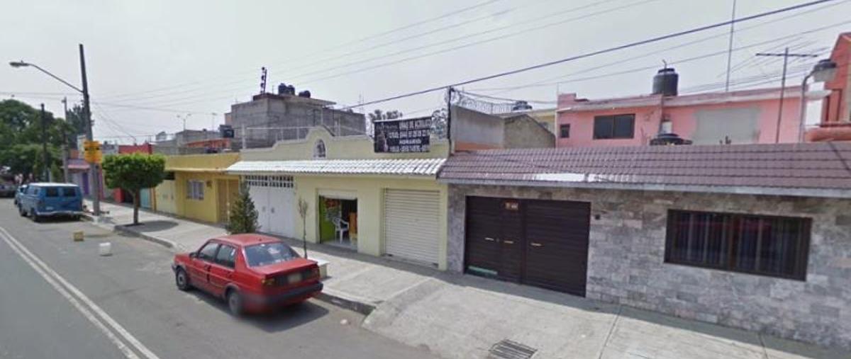 Casa en Calle 17 000, Santa Cruz Meyehualco, DF /... 