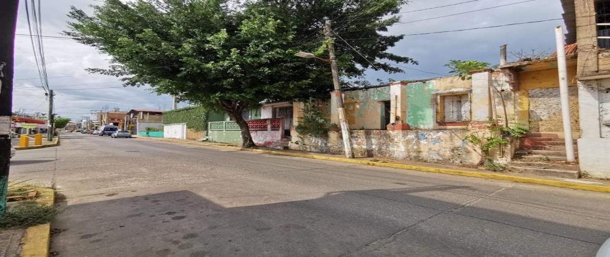 Terreno Habitacional en Calle Miguel Aleman y Cal... 