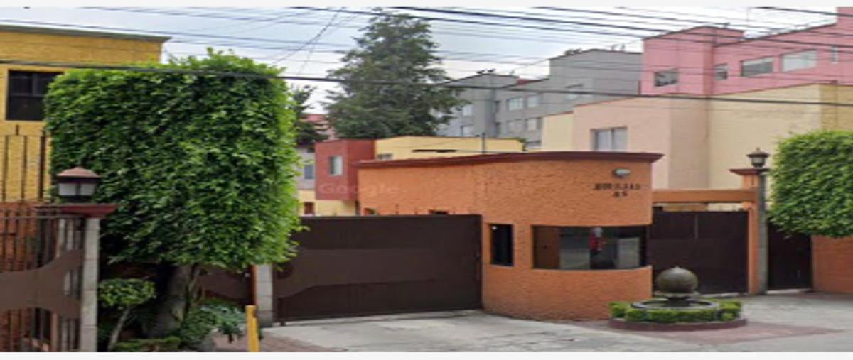 Casa en CALZ DE LAS BRUJAS 85, Villa Coapa, DF / ... 