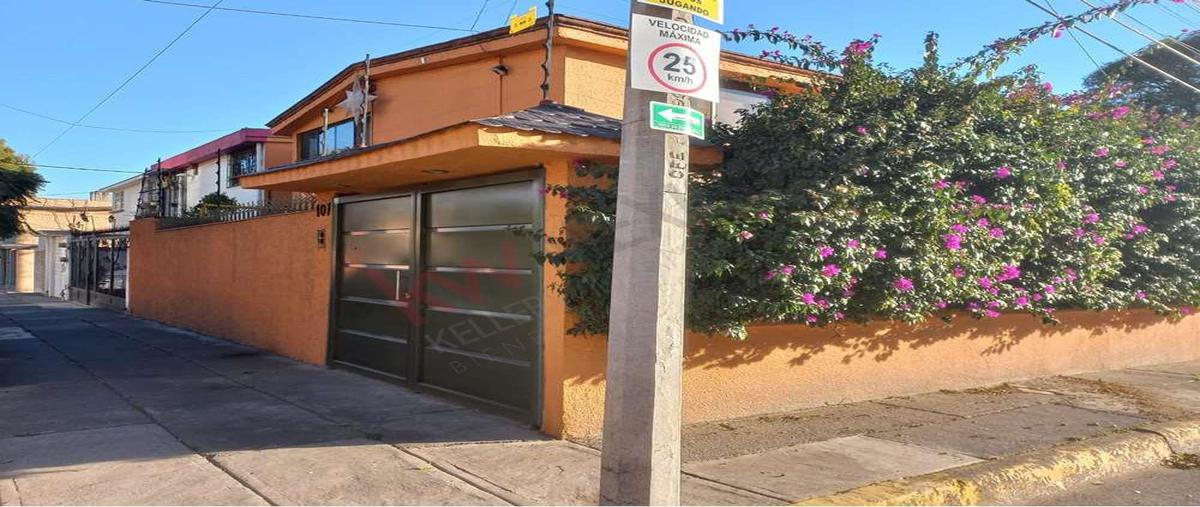 Casa en Circuito Pintores 107, Ciudad Satélite, M... Casa en Circuito Pintores 107, Ciudad Satélite, M...