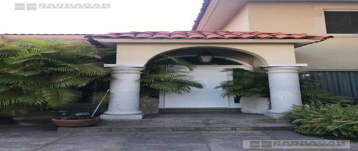 Casa en Claustros del Parque, Querétaro en Venta...