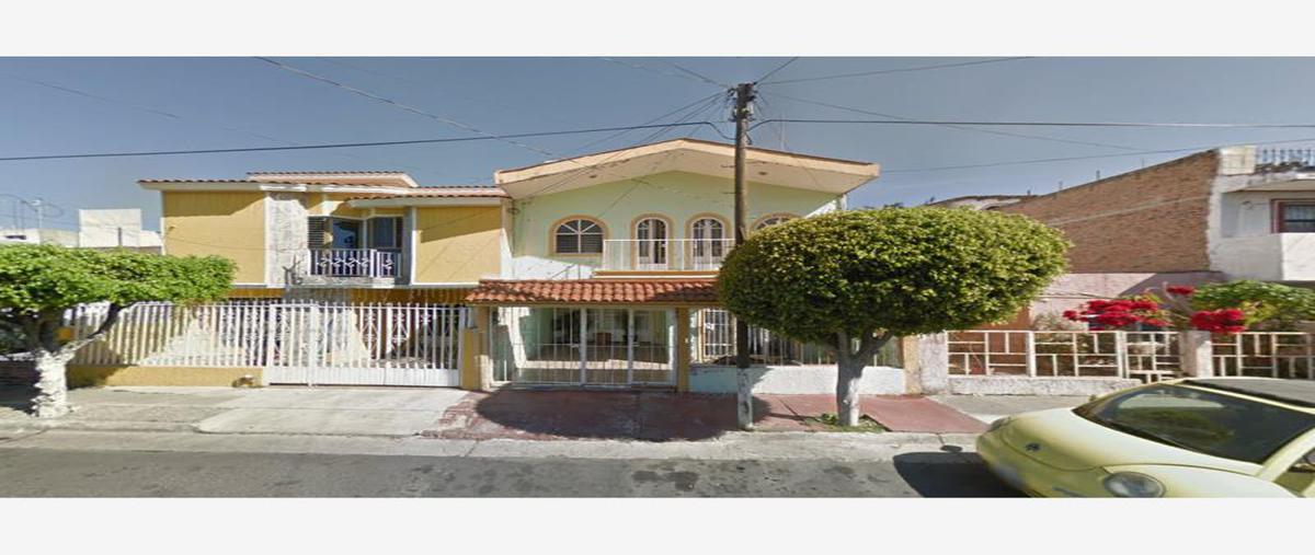 Casa en DE LA ANGOSTURA 395, Jardines de Santa Is... 