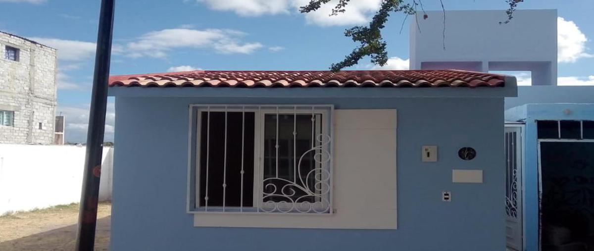 Casa en Eduardo Loarca Castillo, Querétaro en Ve... 