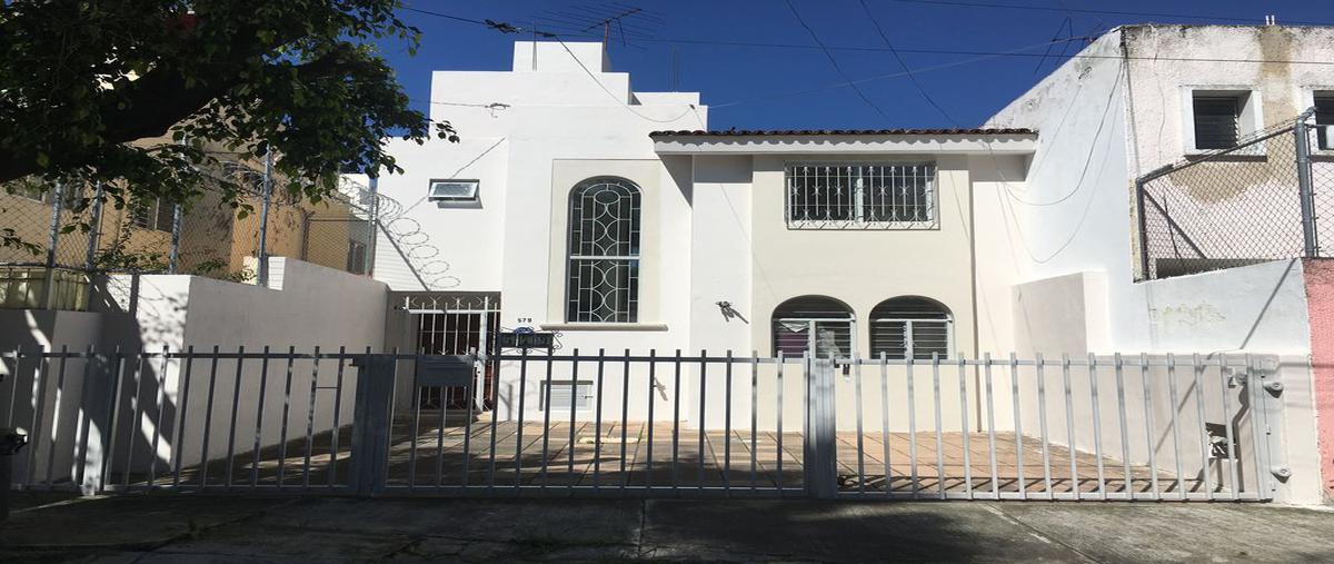 Casa en greco 579, Prados de Providencia, Jalisco... 
