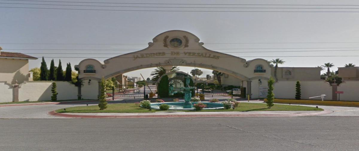 Casa en Jardines de Versalles, Coahuila en Venta...