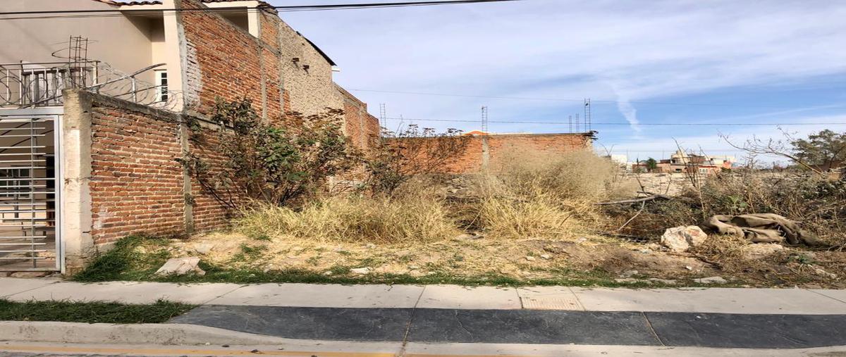 Terreno Habitacional en Jardines Del Vergel, Zapo... 