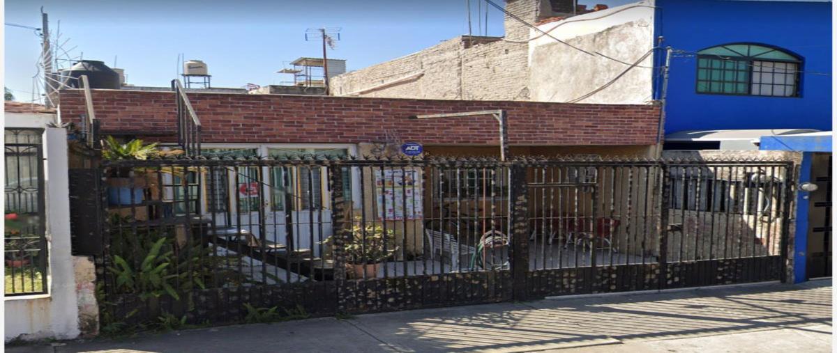 Casa en JESUS URUETA 1528, El Mirador, Jalisco en...