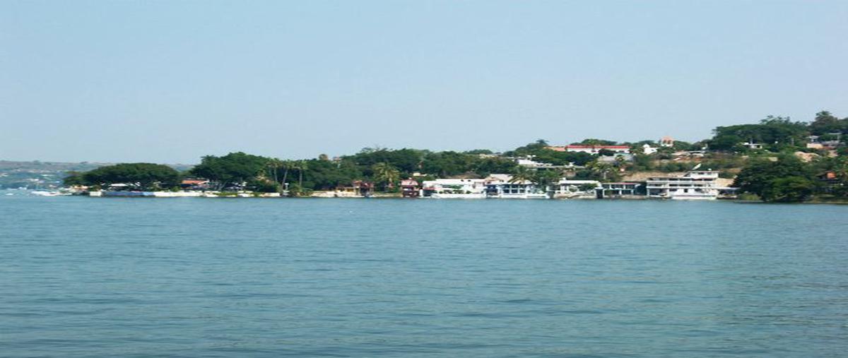 Casa en LAGO DE TEQUESQUITENGO, Tequesquitengo, M... 