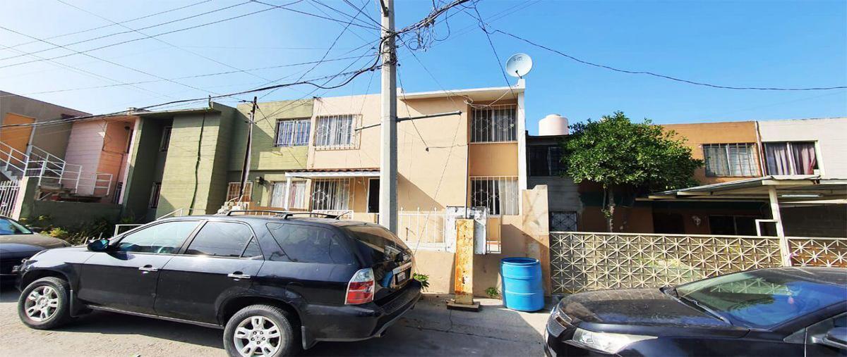 casa-en-monte-parnaso-lomas-conjunto-residencial-propiedades