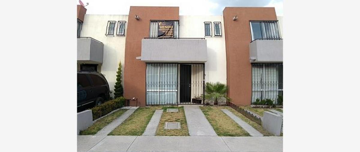 Casa en Paseo Arboleda, Privada Ocote, Toluca, Mé... 