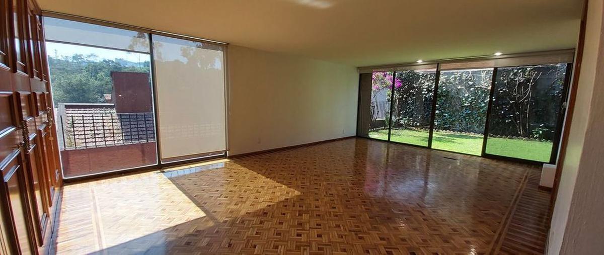 Casa en Paseo de la Reforma 2430, Lomas de Chapul...