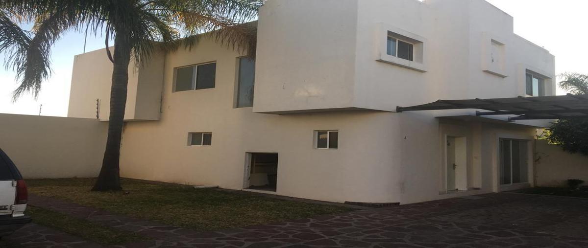 Casa en Paseo del Atardecer, Villas de Irapuato, ... 