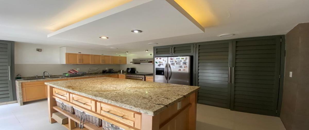 Casa en Paseo del Rio, Copilco El Bajo, DF / CDMX...