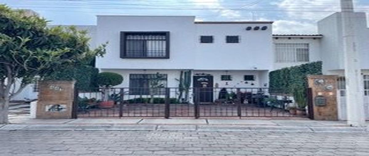 Casa en PEDRO ARMENDARIZ COLONIA LA JO..., La Joy...