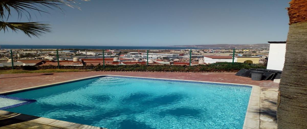 Casa en Puerta del Mar, Baja California en Venta...