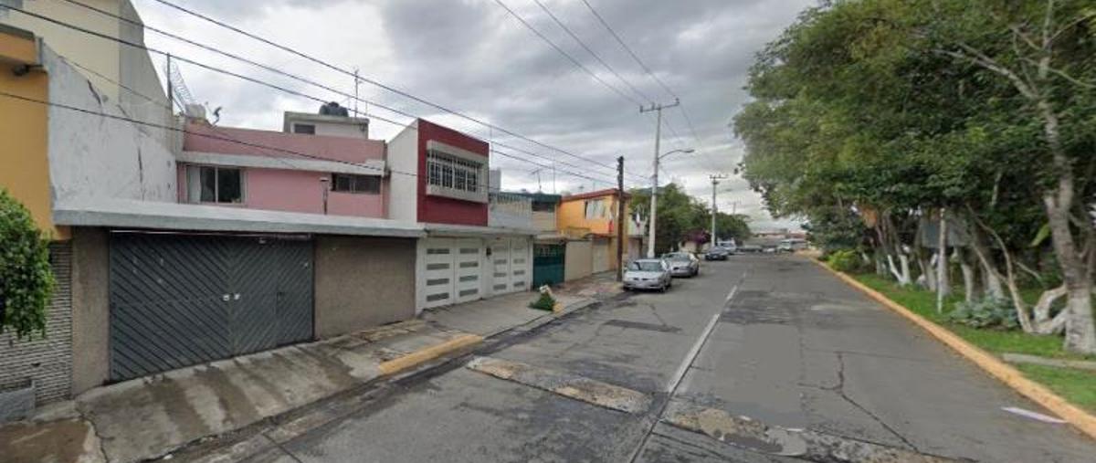 Casa en VIVEROS DE LA COLINA 99, Viveros de La Lo... - Propiedades.com