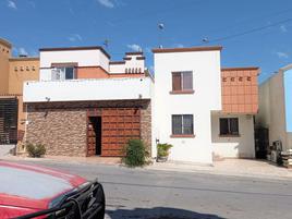 Casas en Puerta de las Mitras, Santa Catarina, Nu... 