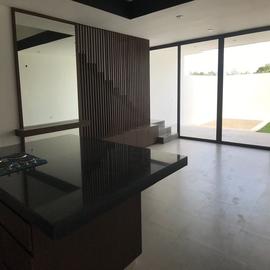 Foto de casa en venta en 0 , xcanatún, mérida, yucatán, 24821496 No. 01