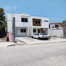 Foto de casa en venta en  , 15 de mayo, ciudad madero, tamaulipas, 0 No. 01