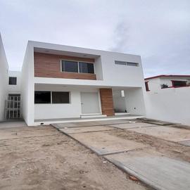 Foto de casa en venta en  , 15 de mayo, ciudad madero, tamaulipas, 27162048 No. 01