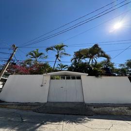 Foto de casa en venta en  , 20 de noviembre, chilpancingo de los bravo, guerrero, 0 No. 01