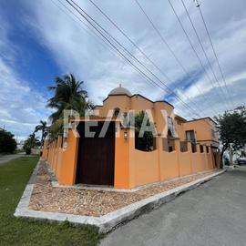 Foto de casa en venta en 21 sur , andrés q. roo, cozumel, quintana roo, 0 No. 01