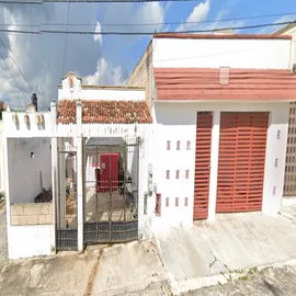 Foto de casa en venta en 25 110, framboyanes, valladolid, yucatán, 0 No. 01