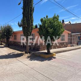 Foto de casa en venta en 5 de mayo , valenzuela, canatlán, durango, 0 No. 01