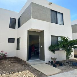 Foto de casa en venta en 67-h , las palmas yucatán, kanasín, yucatán, 0 No. 01