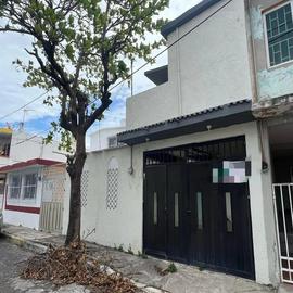 Foto de casa en venta en  , adolfo ruiz cortines, veracruz, veracruz de ignacio de la llave, 0 No. 01