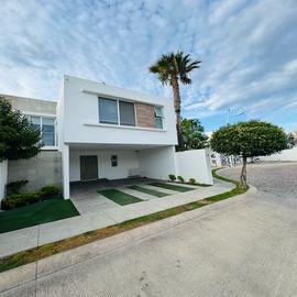 Foto de casa en renta en  , aguascalientes centro, aguascalientes, aguascalientes, 29957584 No. 01