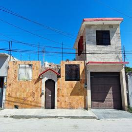 Foto de casa en venta en agustin melgar , manigua, carmen, campeche, 27704063 No. 01