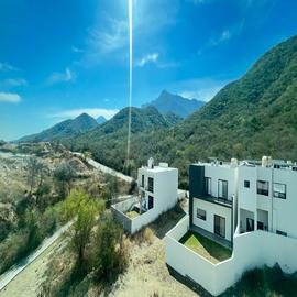 Foto de casa en renta en  , alamosur, santiago, nuevo león, 0 No. 01