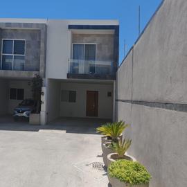 Foto de casa en renta en  , alcázar residencial, jesús maría, aguascalientes, 0 No. 01