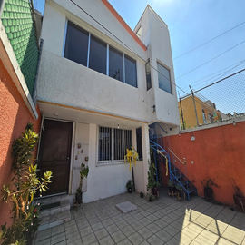 Foto de casa en venta en alfonso rivera miranda , presidentes ejidales 1a sección, coyoacán, df / cdmx, 0 No. 01