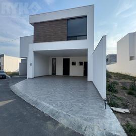 Foto de casa en venta en  , altares residencial, santiago, nuevo león, 30657608 No. 01